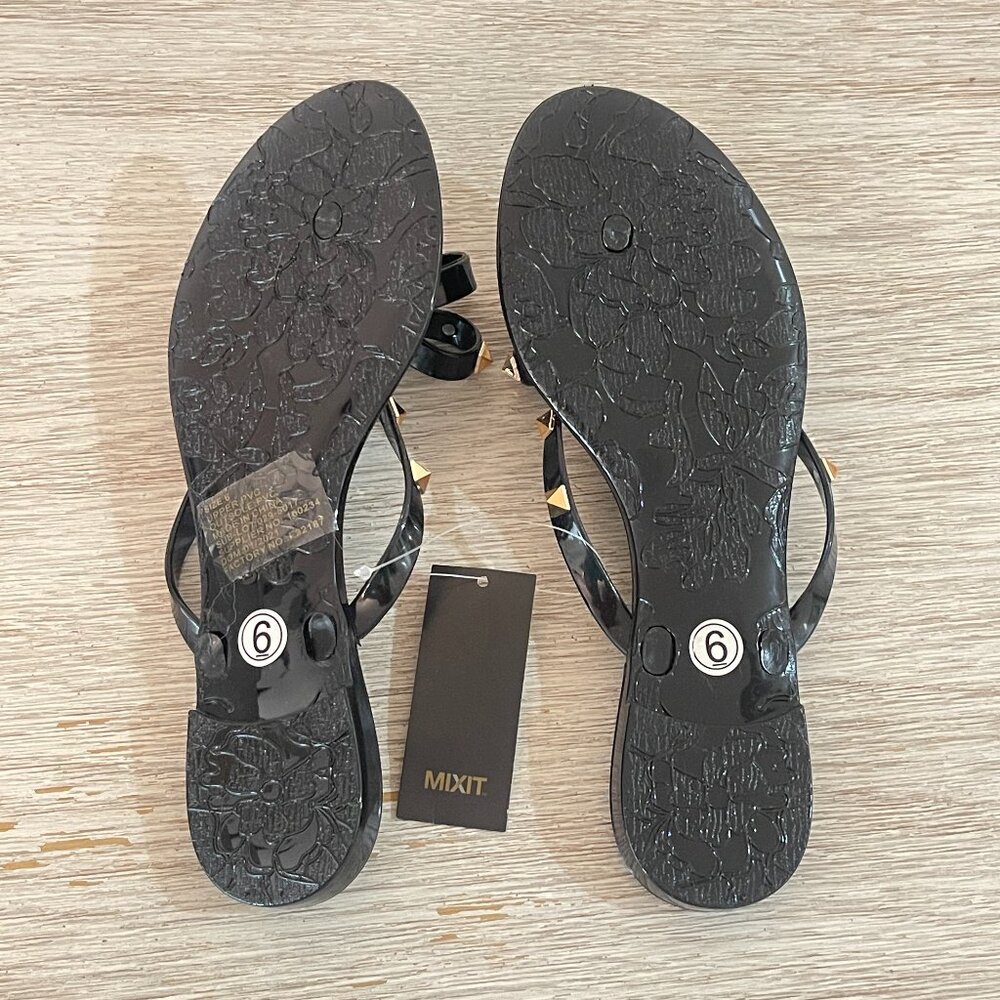 New Mixit Sandals 6 Black Gold Stud Bow Ribbon Thong Beach Pool NWT Rockstud - Picture 7 of 7